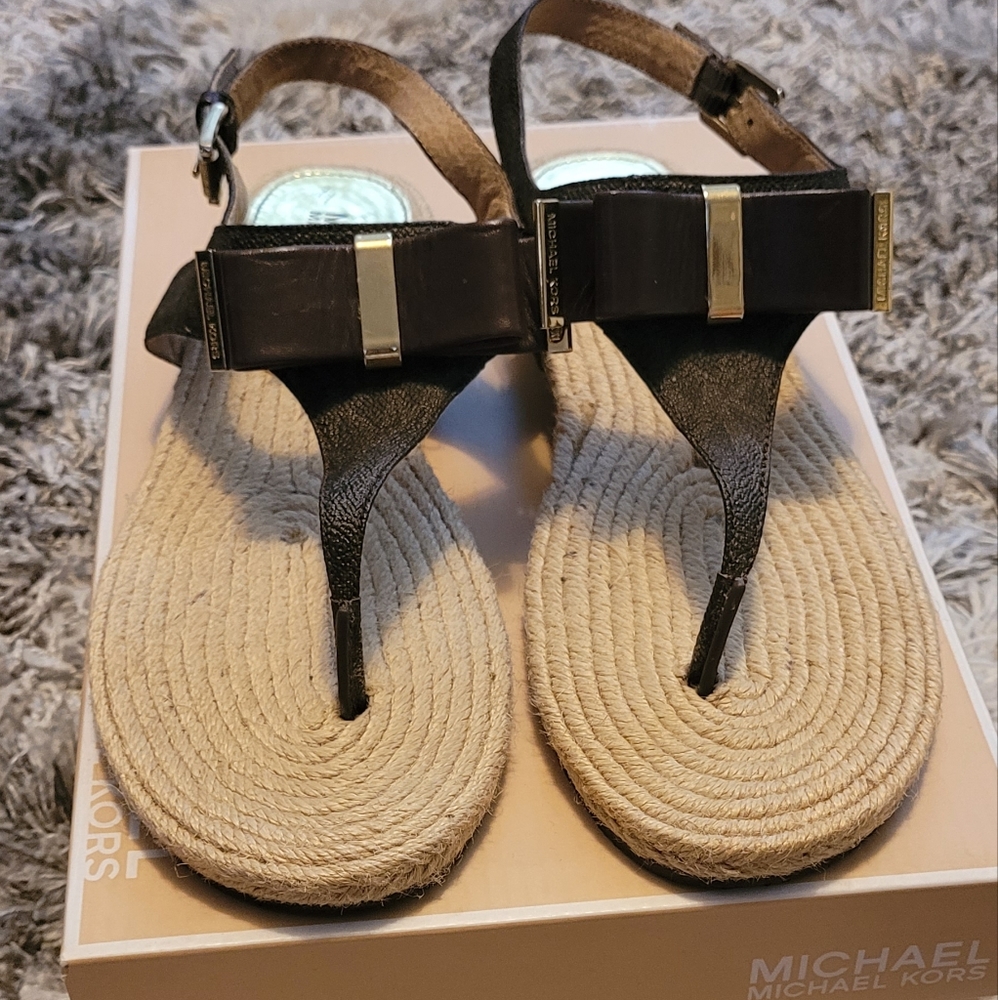 Michael Kors Bow & Logo